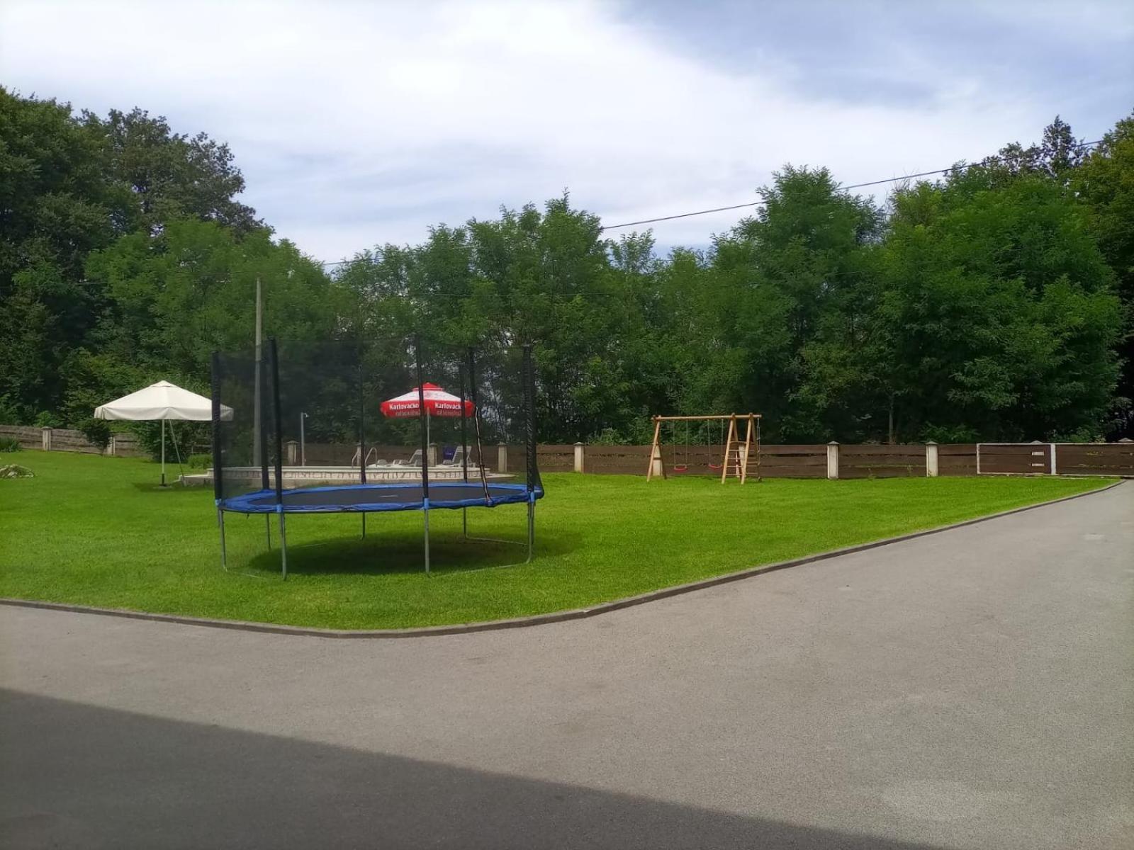 Kuca Za Odmor Mazuran Villa Károlyváros Kültér fotó
